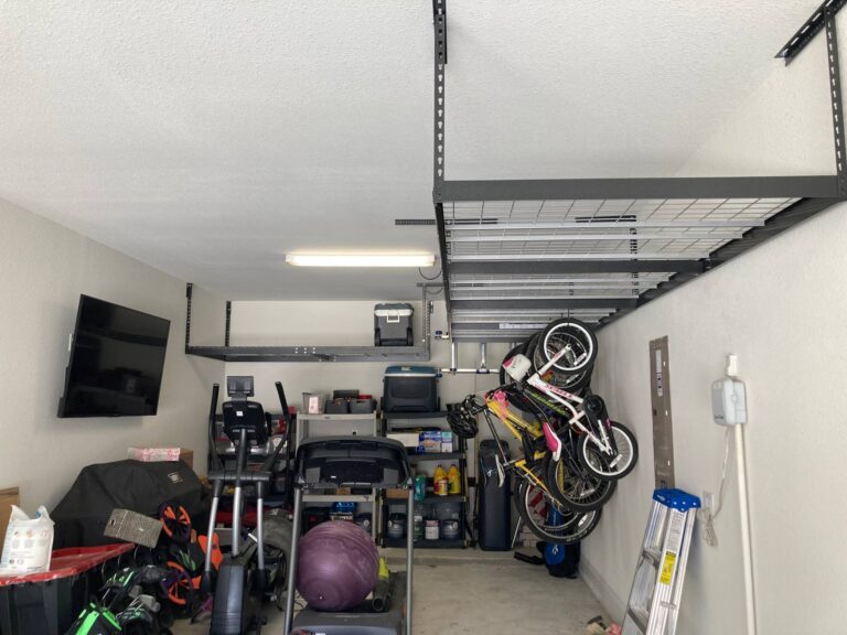 Decluttering and Sorting: The First Steps to a Well-Organized Garage