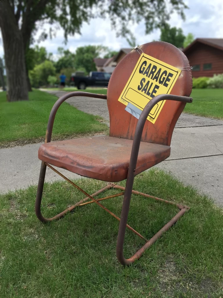 The Ultimate Guide to Organizing a Successful Garage Sale